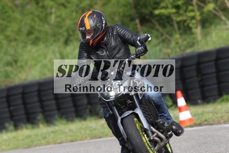 /Archiv-2025/10 23.04.2025 Cornu Master School ADR/gruen-vert/60